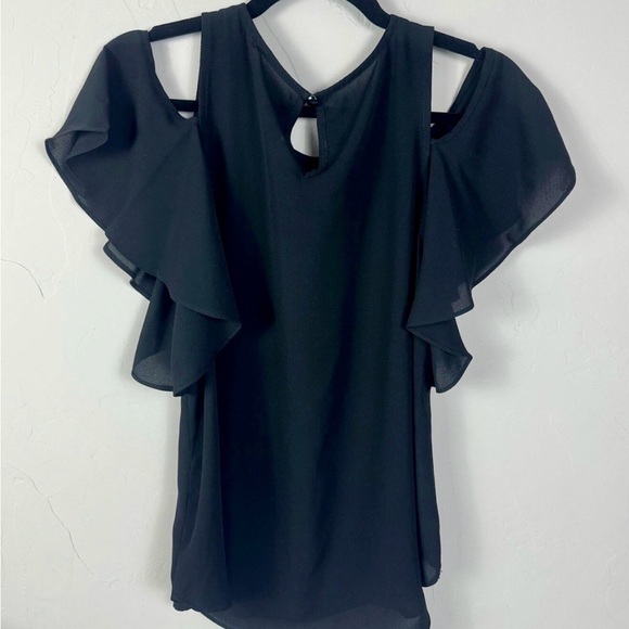 By & By Womens Juniors Cold Shoulder Black Flowy Goth Witchy Blouse Top Size S - Picture 2 of 4